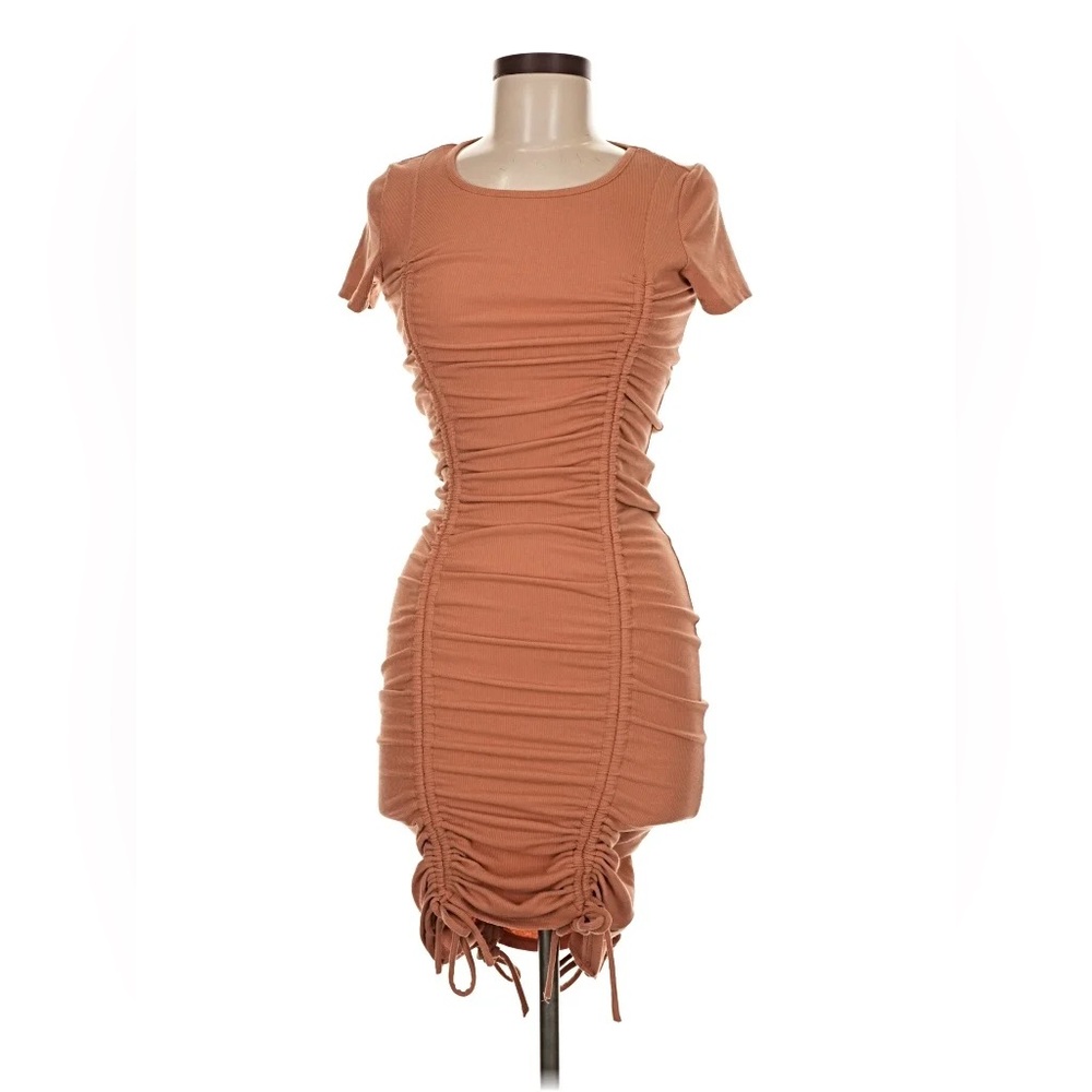 Le Lis Ruched Midi Dress in Warm Tan